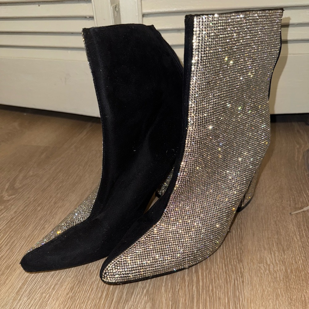 Cape Robbin Black and Silver Heeled Boots with Glitter